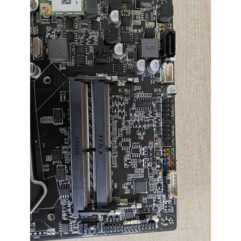 Scheda Madre Mini Usata 17x17c - Amd Cpu Ryzen 7 recensione e prezzo