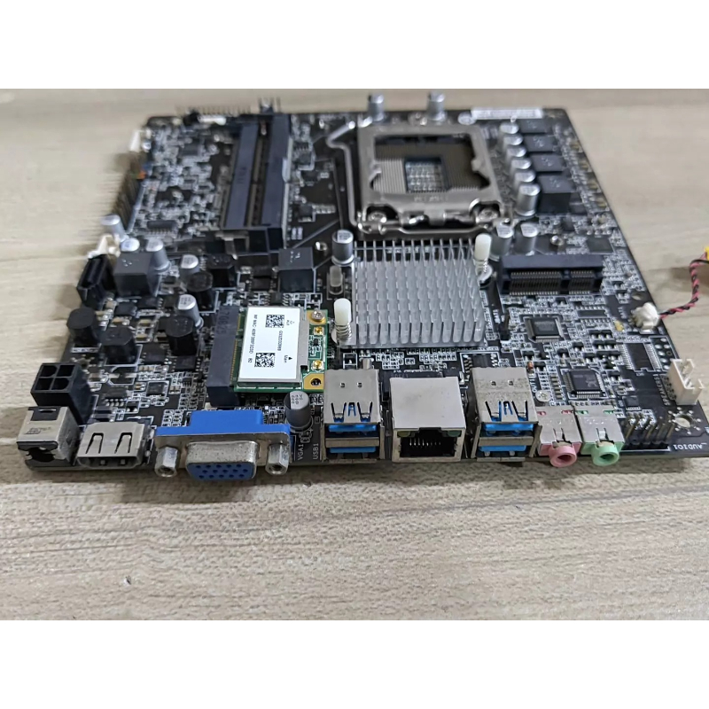 Scheda Madre Mini Usata 17x17c - Amd Cpu Ryzen 7 recensione e prezzo